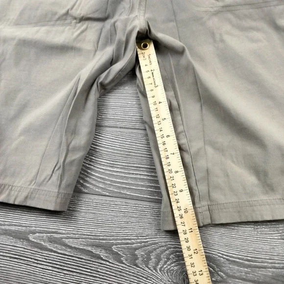 Columbia Omni Shade Hiking Shorts Size mens 36x12 Beige Khaki Lightweight - Picture 6 of 7